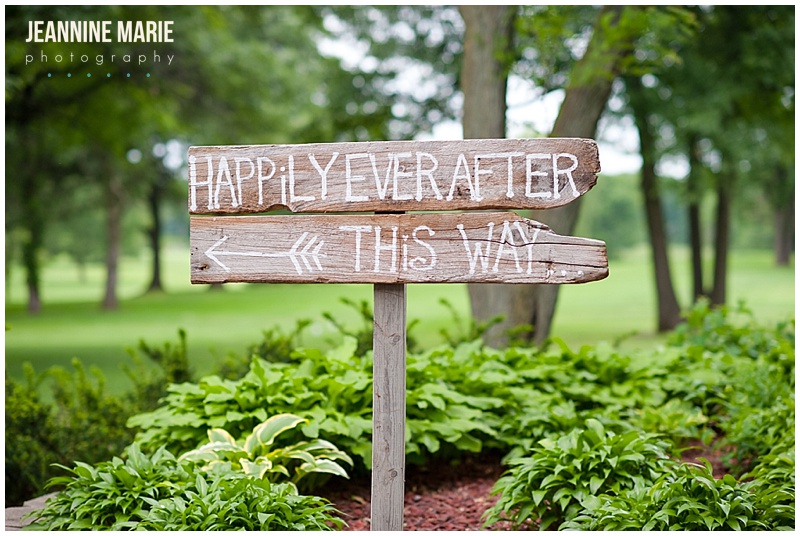 Majestic Oaks Golf Club, wedding, wedding signs, happily ever after