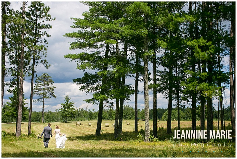 BWB Ranch, bride, groom, trees, field, rustic wedding, wedding, outdoor wedding, Minnesota wedding, barn wedding, groom, wedding gown